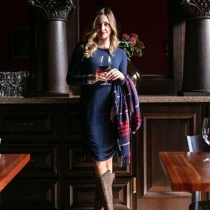 NWT Evy's Tree Jenevieve Dress in Navy Blue